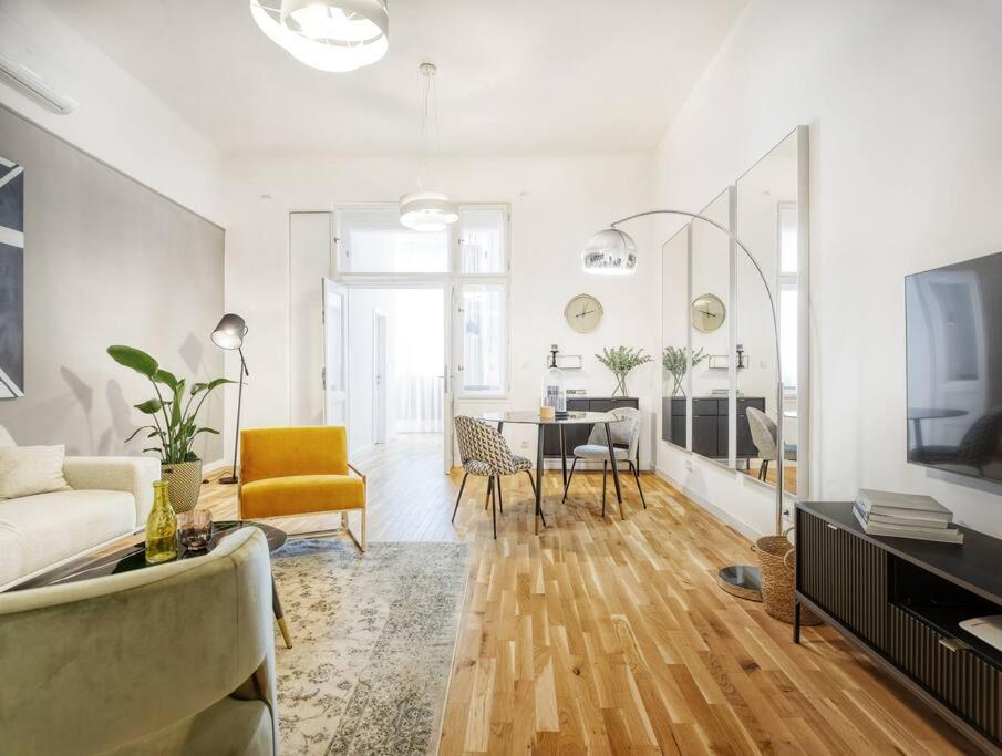 Agravista Main Square Residence By Irundo Zagreb Exteriör bild